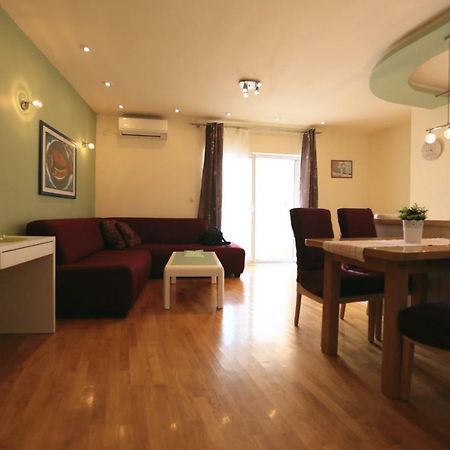 Apartman Vrsalovic Sumartin Exterior photo