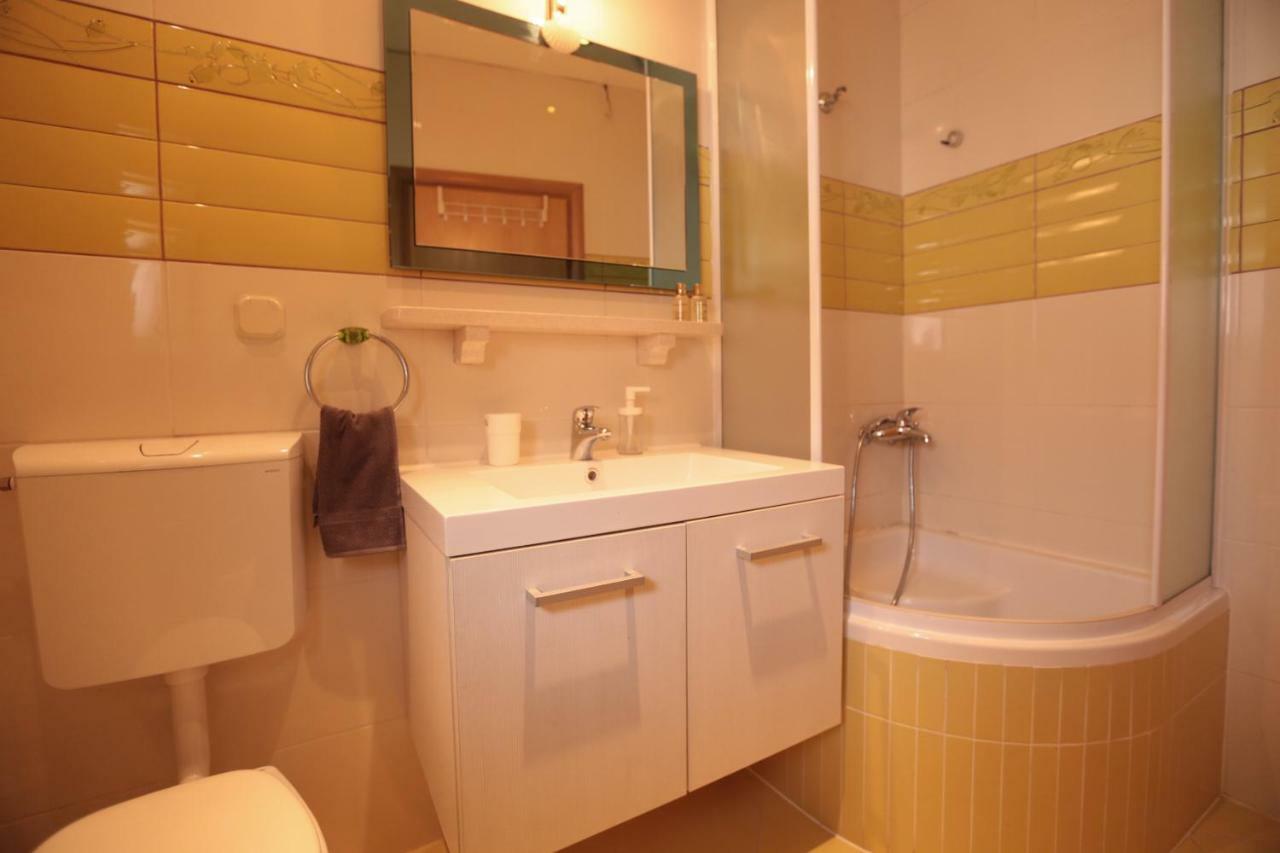 Apartman Vrsalovic Sumartin Exterior photo