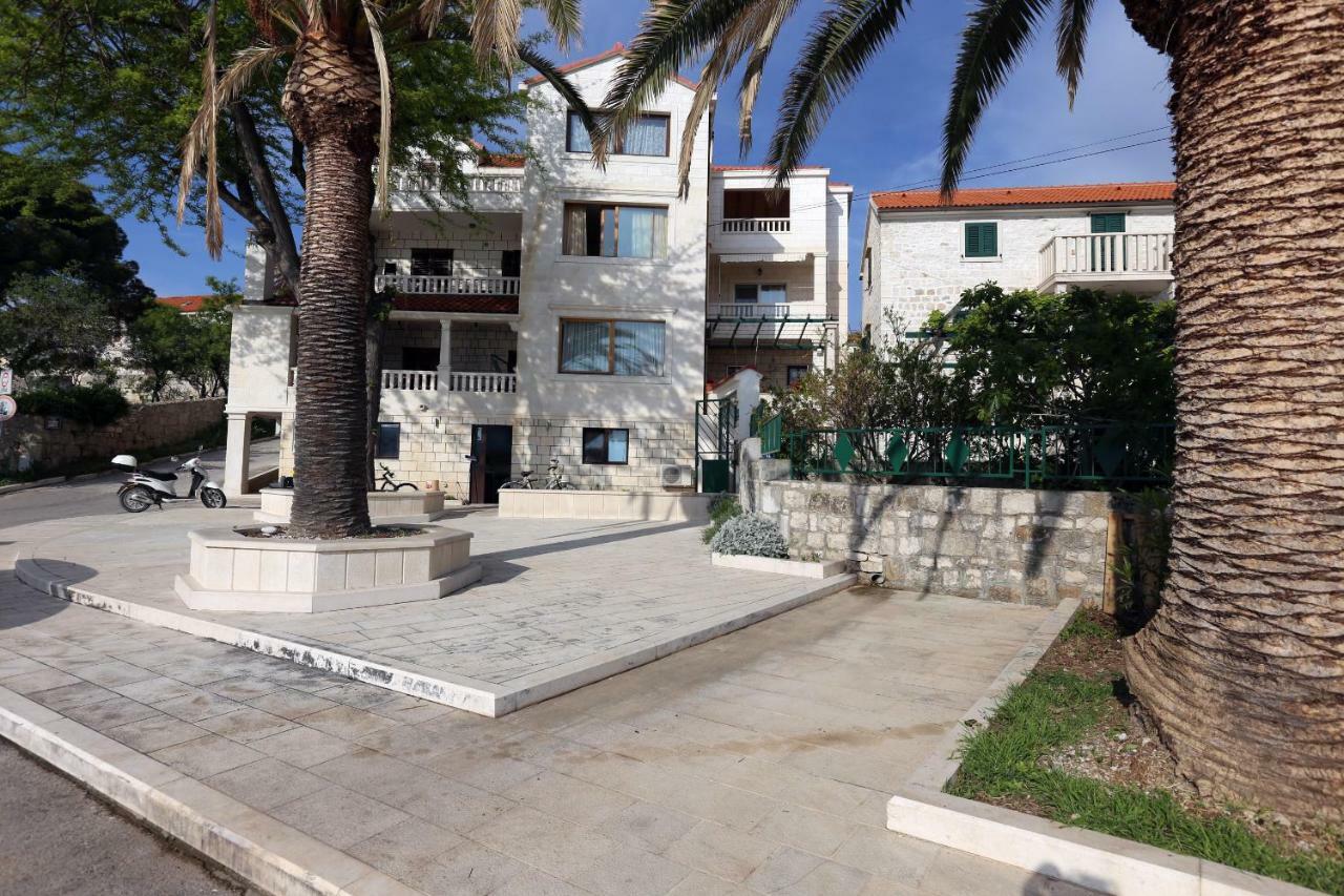 Apartman Vrsalovic Sumartin Exterior photo