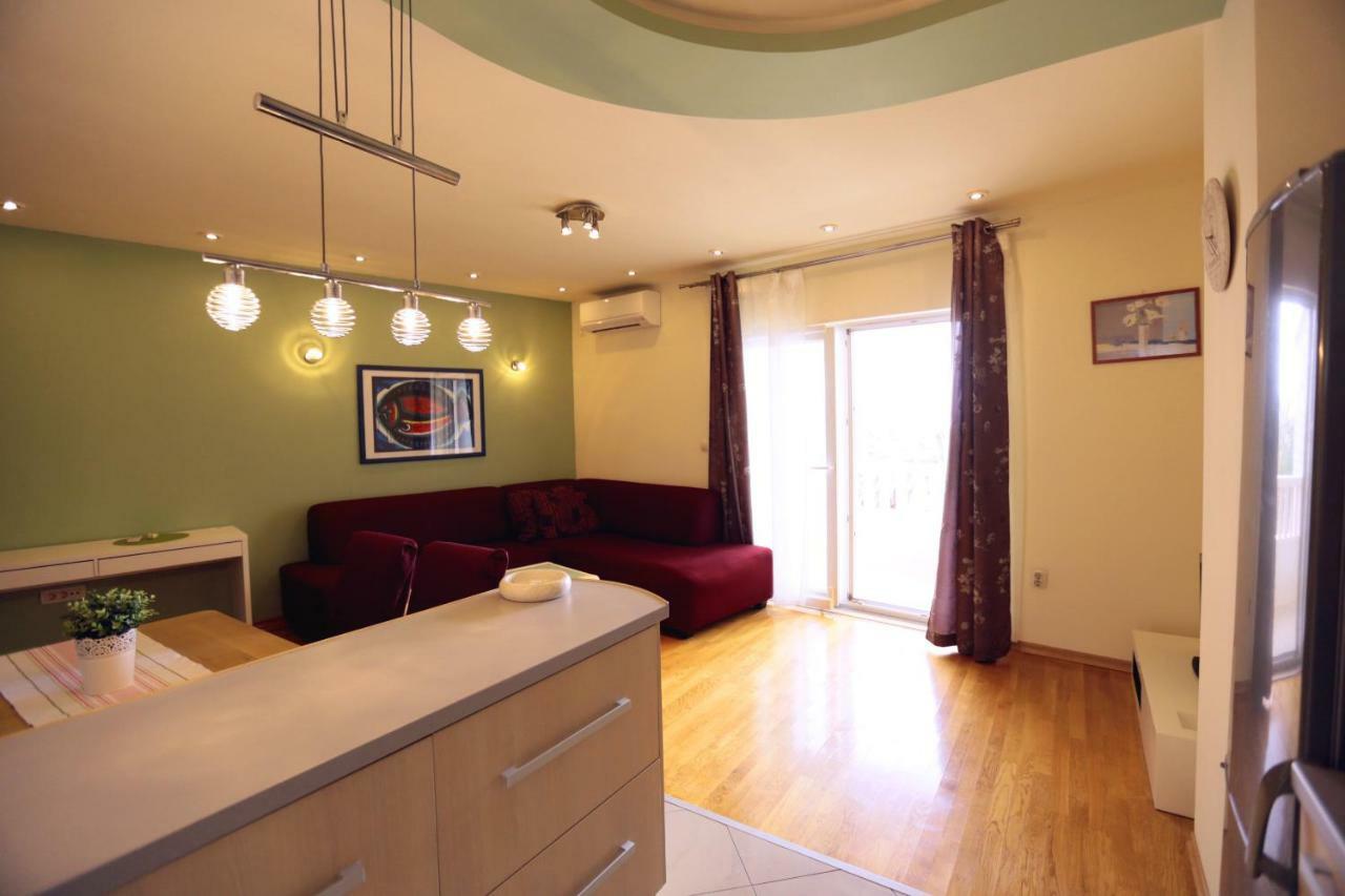 Apartman Vrsalovic Sumartin Exterior photo